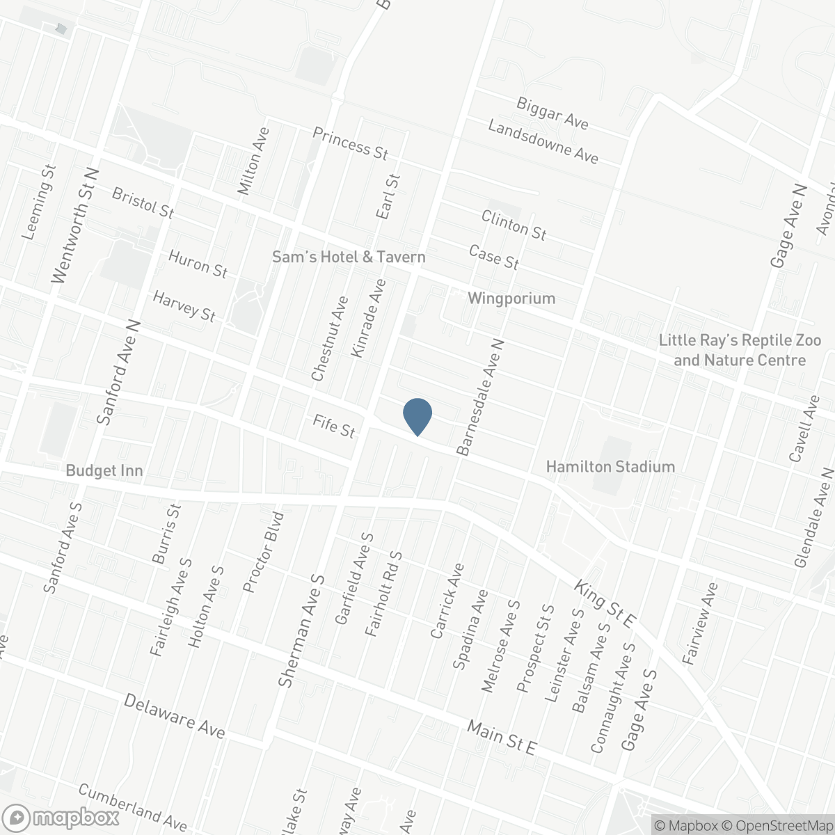 24 SOMERSET Avenue, Hamilton, Ontario L8L 2L5